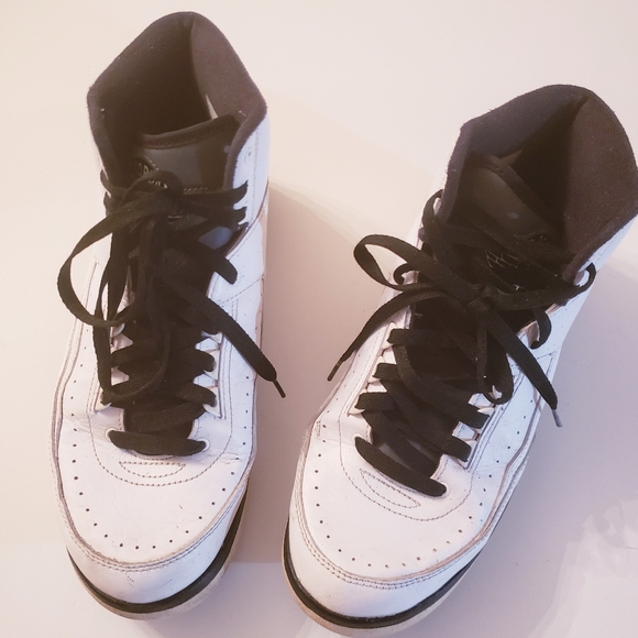 Original Air Jordan Wing it sneakers